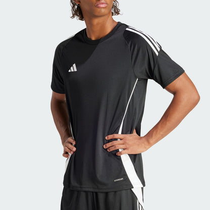 ADIDAS Référence : IJ7676