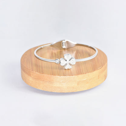 BRACELET TRÈFLE À 4 Référence : 300197