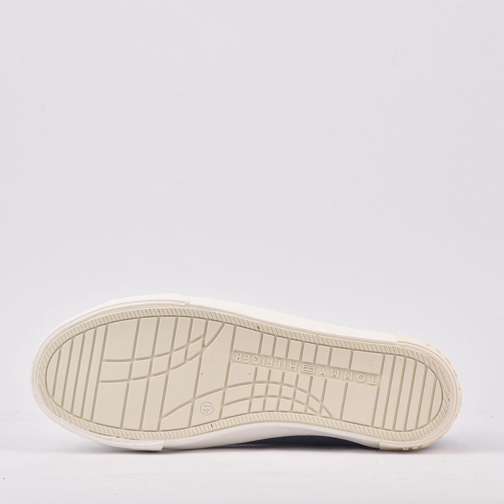 TOMMY HILFIGER SNEAKER BASSA ALLACCIATA Référence : T3X9-32827-0890806