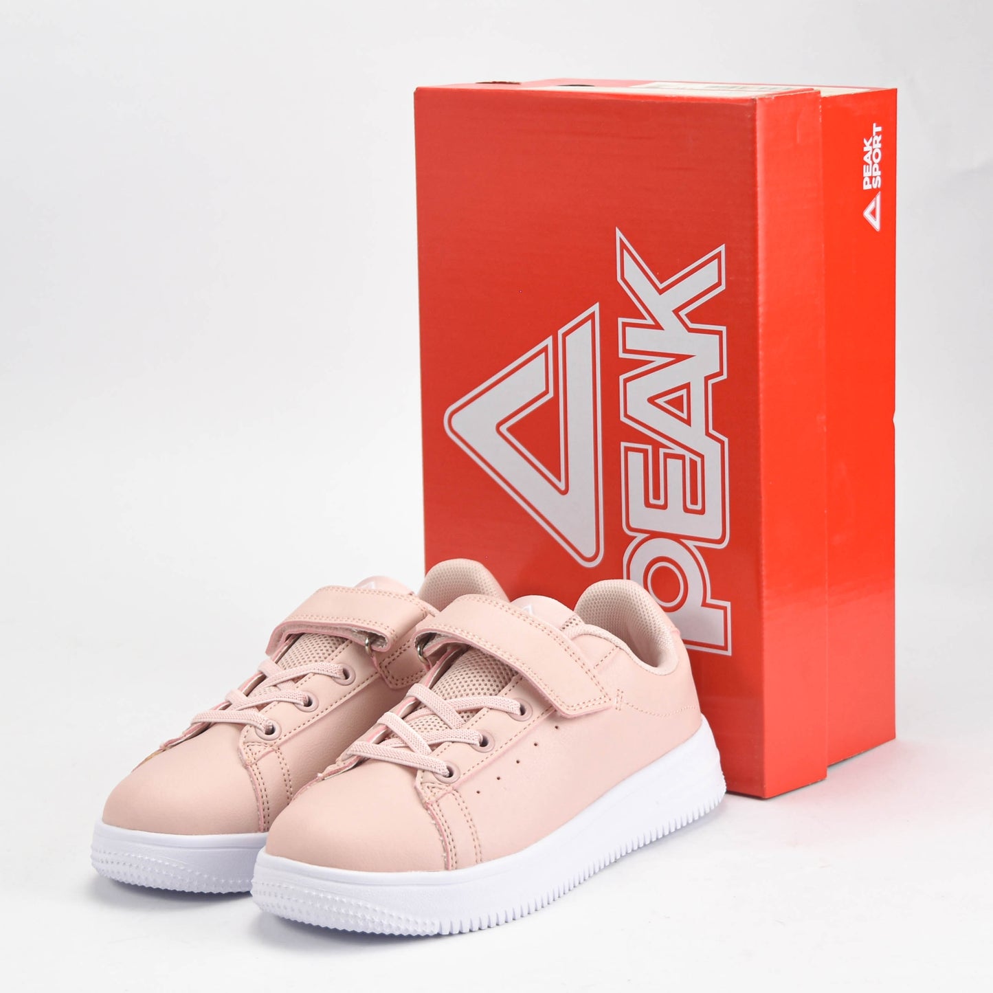 PEAK SHOES Référence : EK3902B-6310