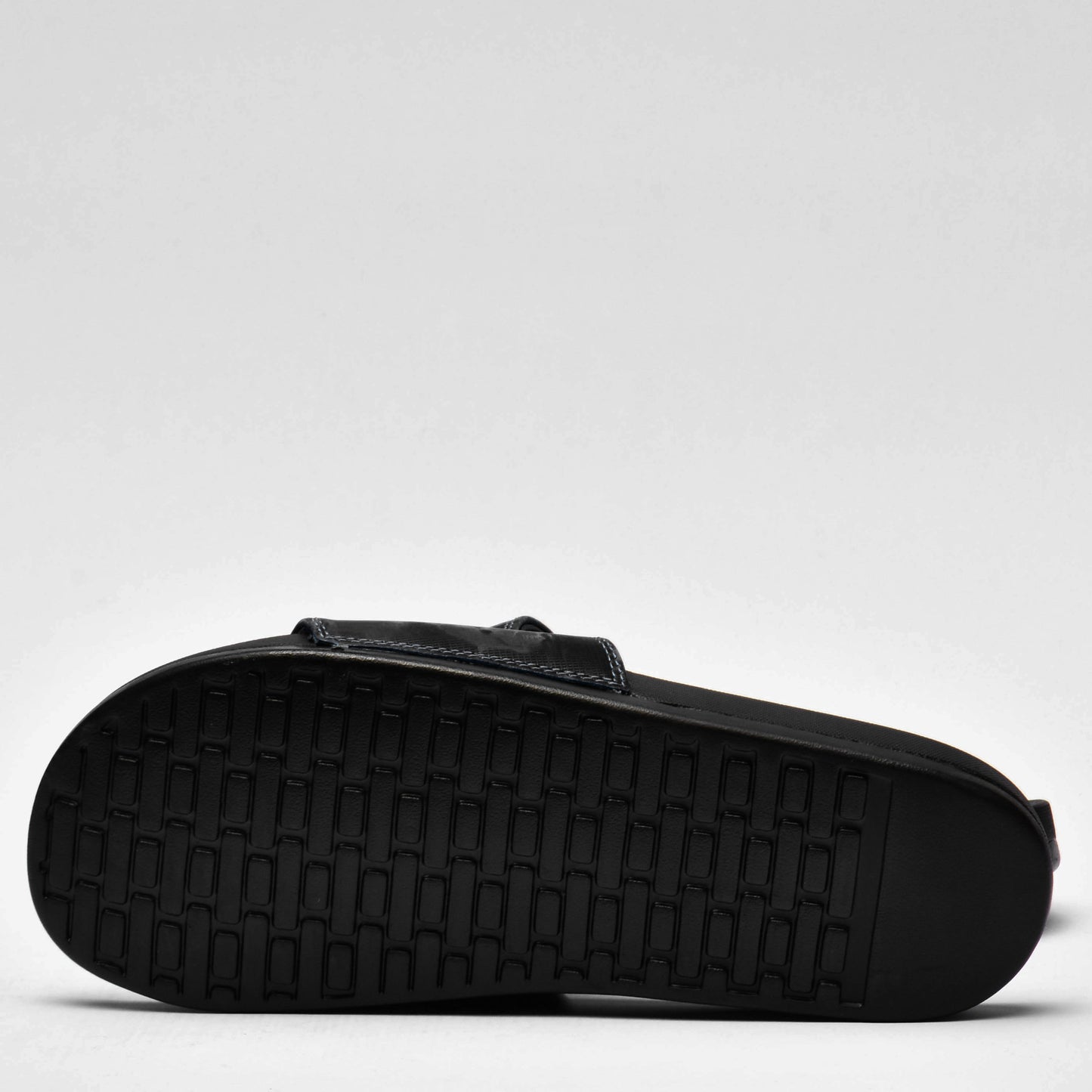 HI TEC LONG BEACH BLACK Référence : L014472