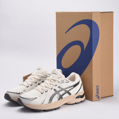 ASICS GEL FLUX CN Référence : 1011B646-101