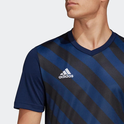 Adidas Essentials 3-Stripes Tee – T-shirt Homme Confort & Style Sport 🇩🇿 تيشيرت Adidas Essentials بثلاثة خطوط – راحة وأناقة رياضية | رجالي