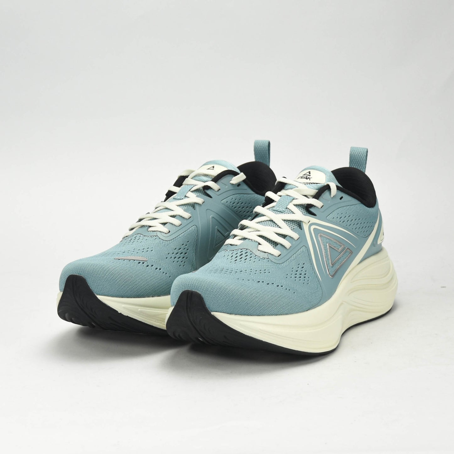 PEAK Chaussures – Confort & Performance 🇩🇿 أحذية PEAK – راحة وأداء عالي