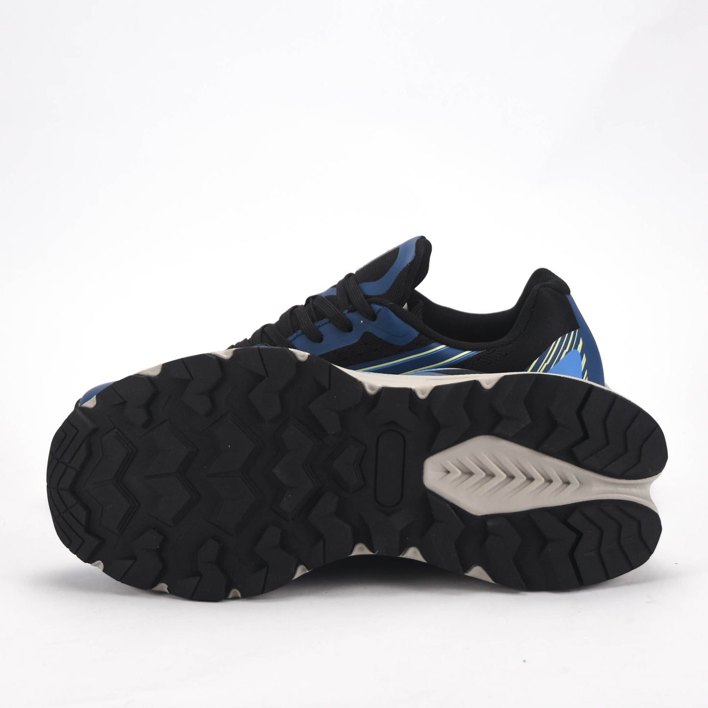 🇫🇷 HI-TEC Basket Style Urbain – Confort Quotidien 🇩🇿 حذاء HI-TEC ستايل عصري – راحة يومية