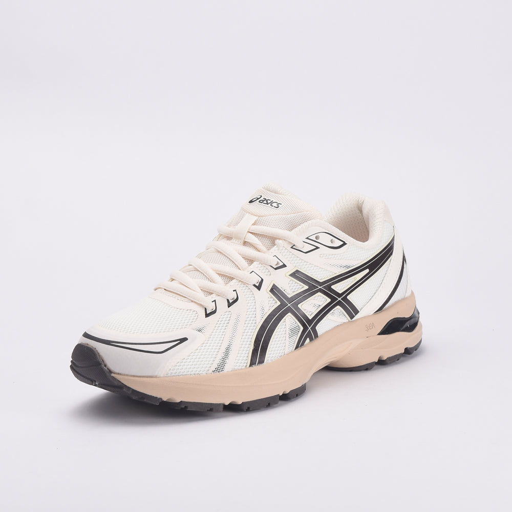 ASICS GEL FLUX CN Référence : 1011B646-101