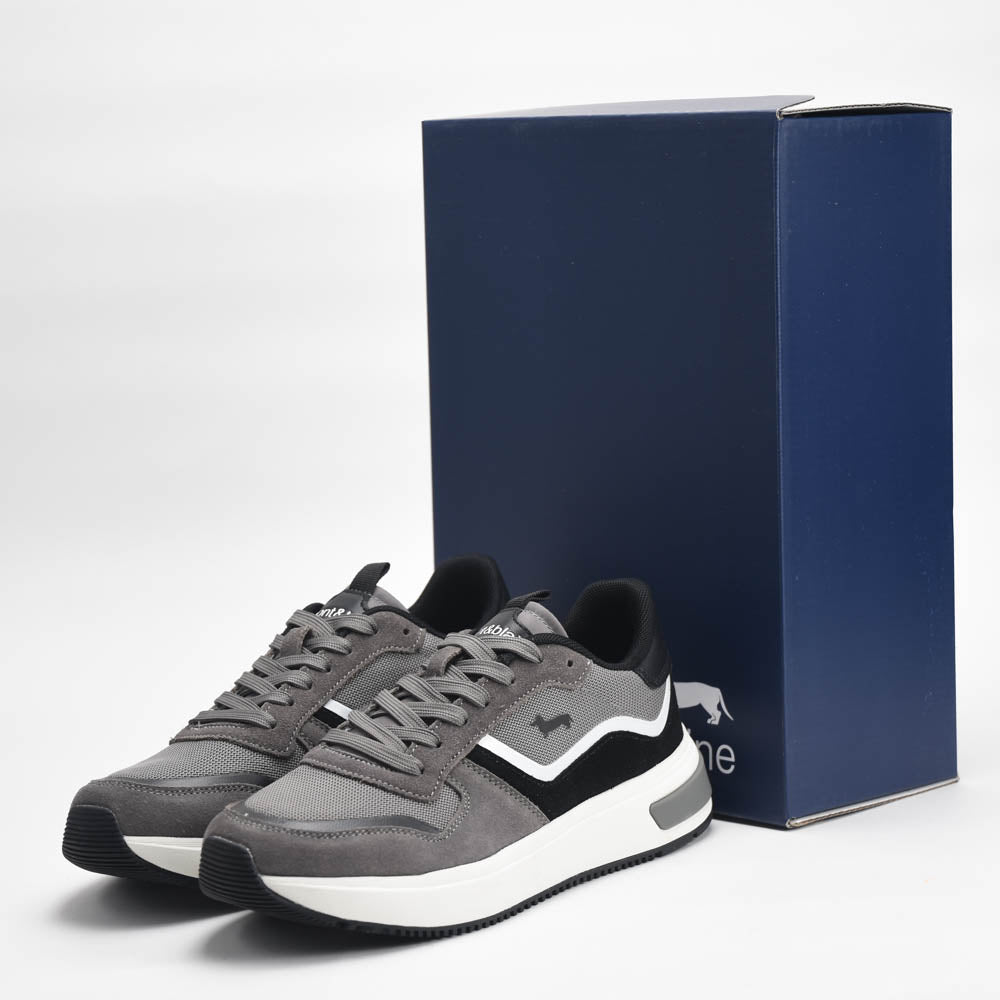 Harmont and Blaine Suede and Technical Fabric Sneakers Référence : EFM252.050.A60.AD