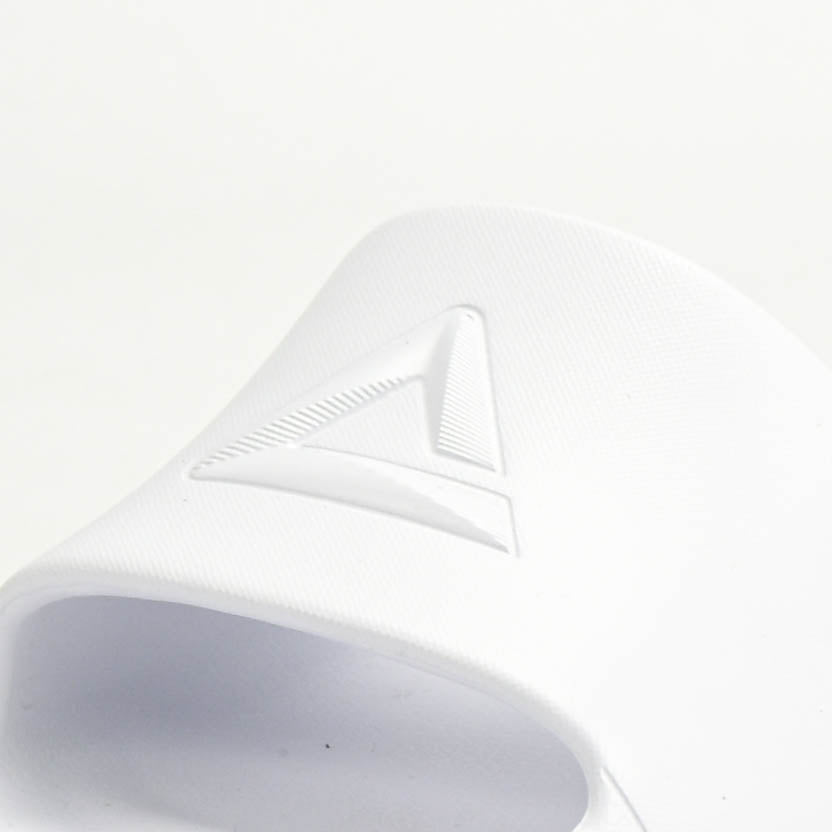 PEAK CLAQUETTES SLIPPERS WHITE Référence : RLW2301L-0010