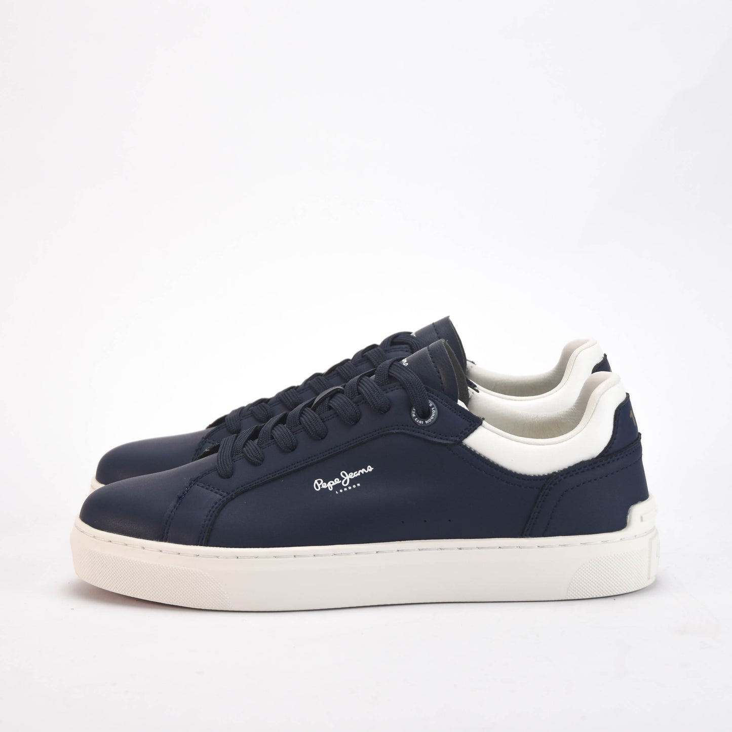 Pepe Jeans SHOES Référence : PMS00045-595