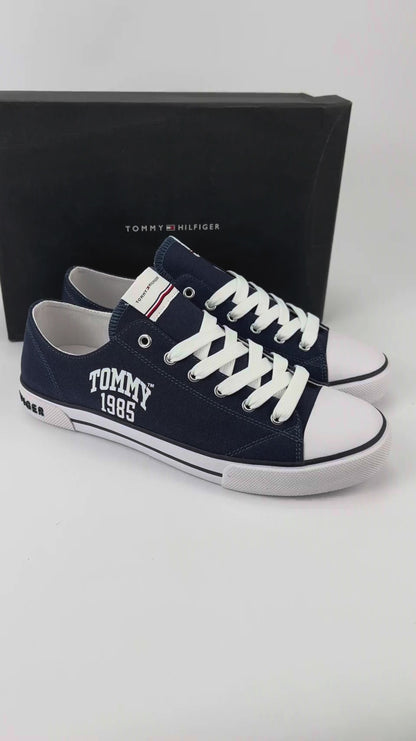 TOMMY HILFIGER SNEAKER BASSA ALLACCIATA VARSITY Référence : T3X9-32833-0890800